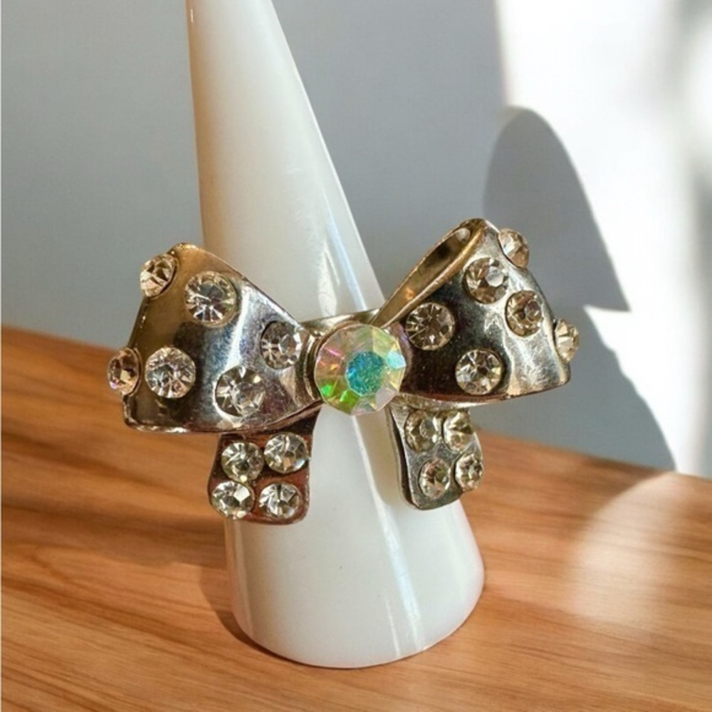 Vintage Bowtie AB and Clear Stone Ring - Silver Tone - Size 8 Adjustable